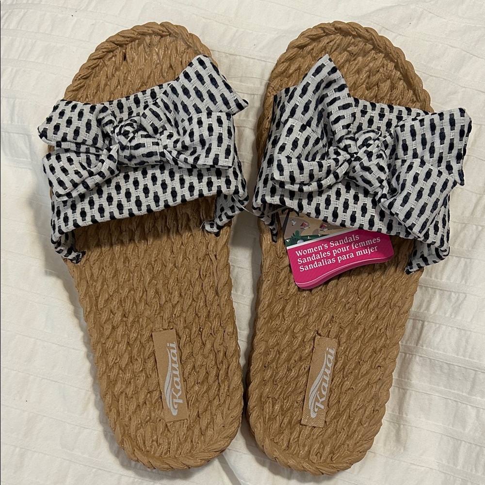 Women’s sandals